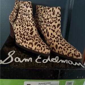 Sam Edelman Brown Ankle Booties Fashion-Forward Design